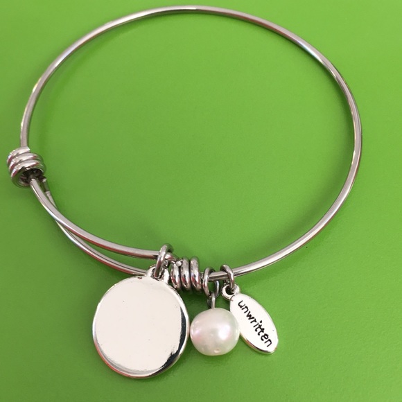 D bracelet silver monogram charm pearl star bangle - Picture 3 of 5